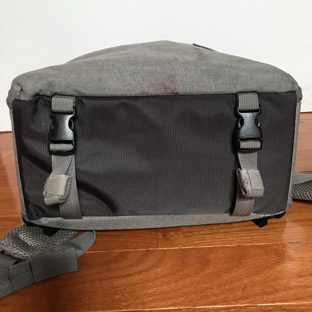 Camera backpack - Picture 3 of 8
